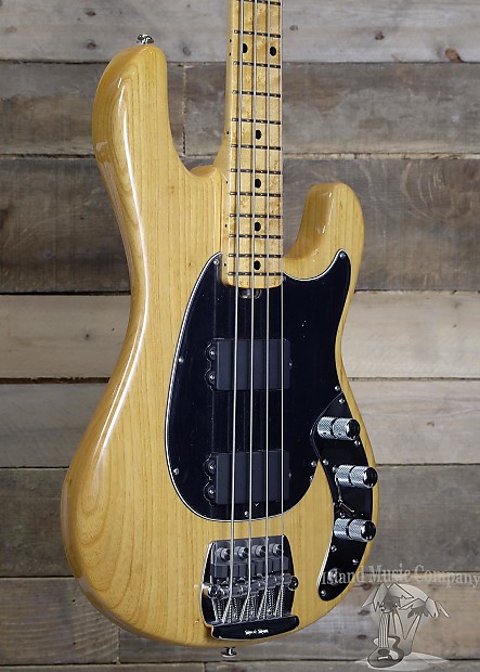 Music man classic sabre bass hotsell