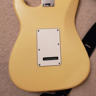 Fender Player Stratocaster with Maple Fretboard 2018 - Present Buttercream image 5