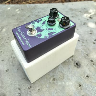 EarthQuaker Devices Fuzz Master General Octave Fuzz Blaster