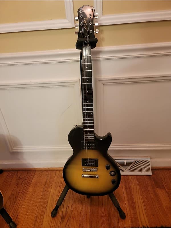 Epiphone - Les Paul Special-II (part of the Gibson family of