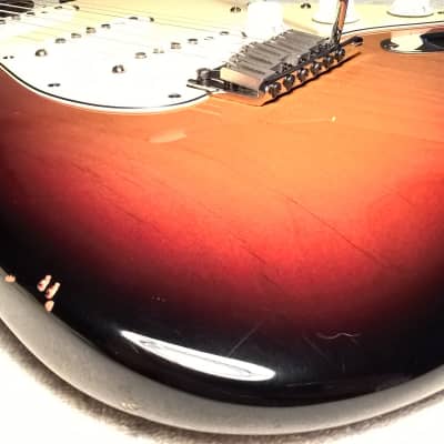 2004 Fender American Standard Stratocaster -- 3-Color Sunburst; Rosewood Fretboard image 15
