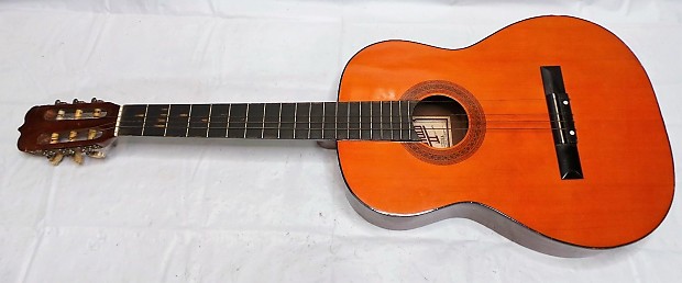 Hondo store guitars price