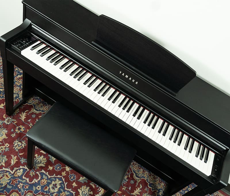 Pre-Owned Yamaha Clavinova CLP-535 Digital Piano - Black