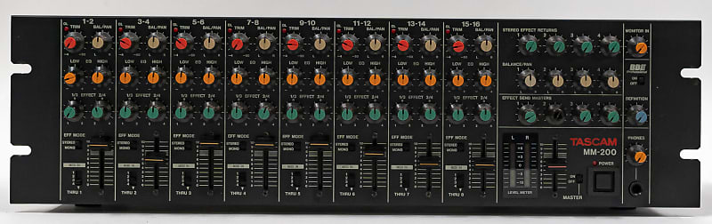 TASCAM タスカム MM-200 アナログミキサー ステレオ8チャンネル TASCAM タスカム MM-200 アナログミキサー ステレオ8チャンネル