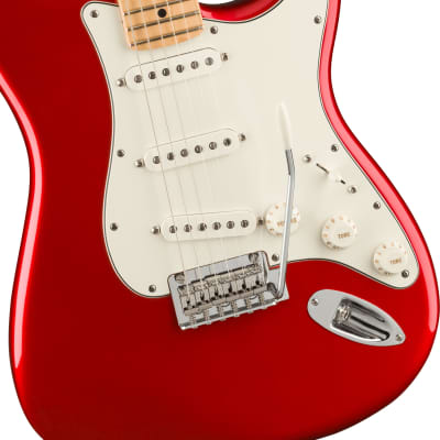 Fender Player Stratocaster Maple Fingerboard Candy Apple Red image 5