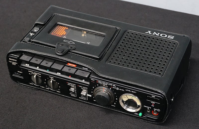 SONY - SONY MDウォークマン TCM-5000EV(B) Sony TCM-5000EV Cassette Recorder Portable Player Audio