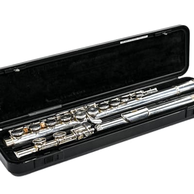 Yamaha flute YFL211 image 12