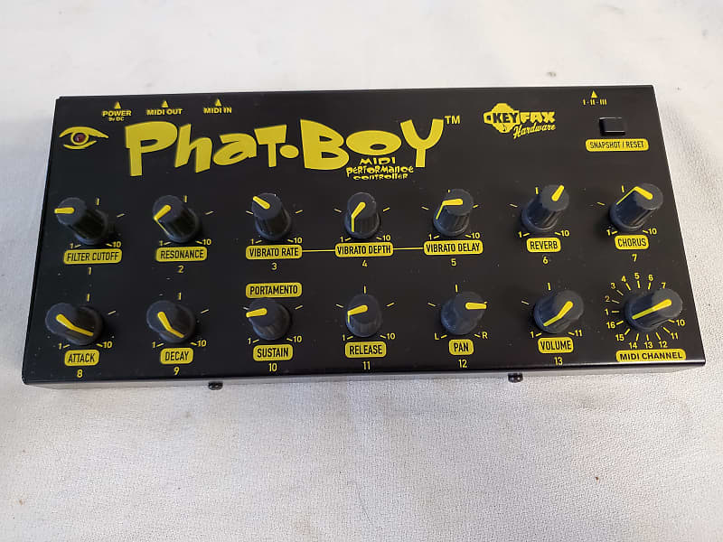 Keyfax Phat-Boy MIDIコントローラー 2000-10-gmeaid-1-
