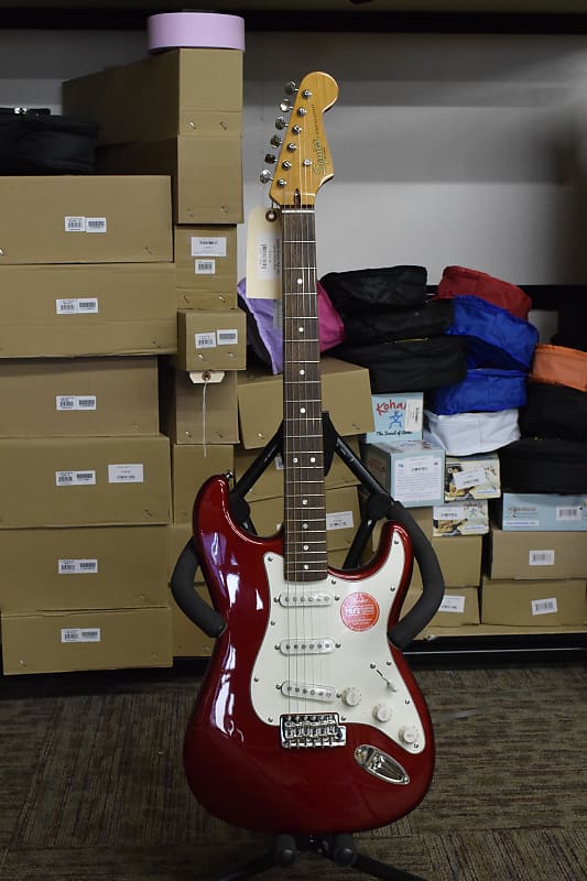 Squier Classic Vibe '60s Stratocaster with Laurel Fretboard 2019 - Present - Candy Apple Red image 1