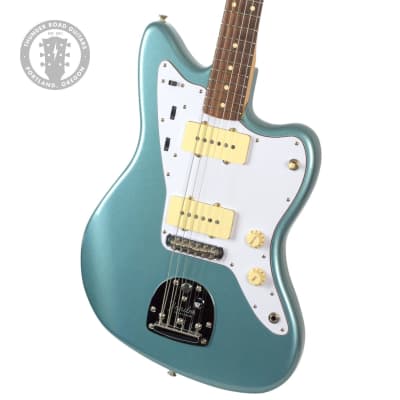 Fender Vintera '60s Jazzmaster | Reverb Canada