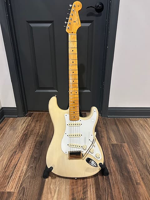 Fender American Vintage '57 Stratocaster Electric Guitar | Reverb