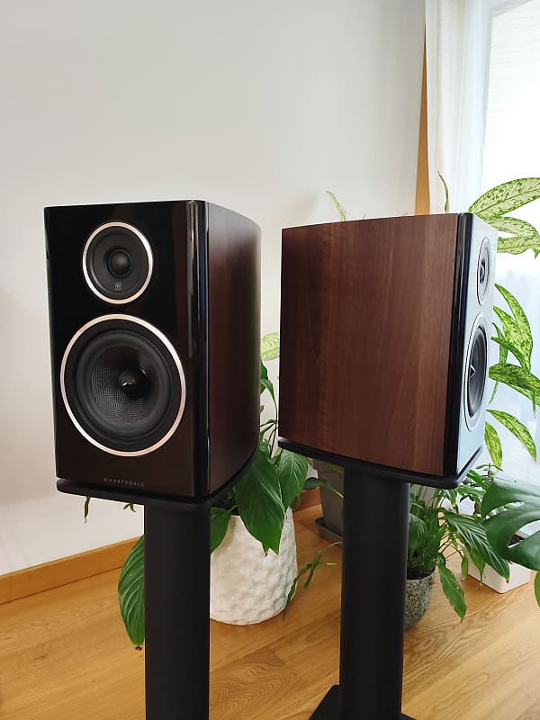 Wharfedale 11.2 Speakers Pair image 1