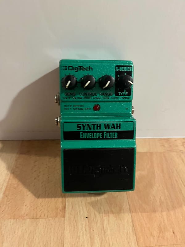 Digitech Synth Wah Envelope Filter | Reverb