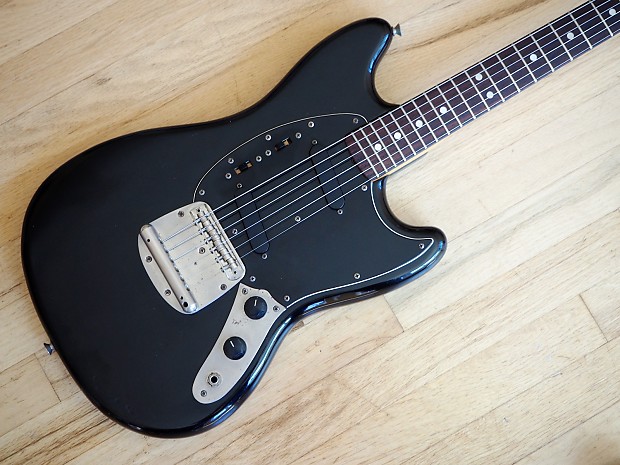 1980s Fernandes Mustang FMT-50 Offset Electric Guitar Black Lawsuit Japan  w/ gigbag