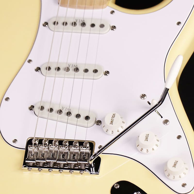 Fender Yngwie Malmsteen Stratocaster Vintage White [SN Fender Yngwie Malmsteen Stratocaster Vintage White [SN