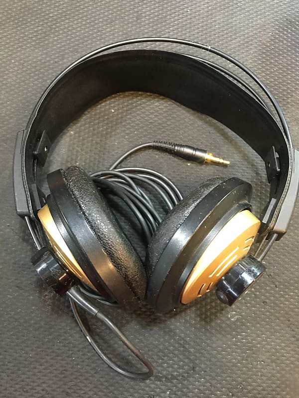 AKG K141 Headphones image 1