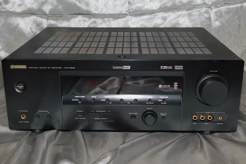 Yamaha HTR-5940 Home theater receiver with manual and remote  			