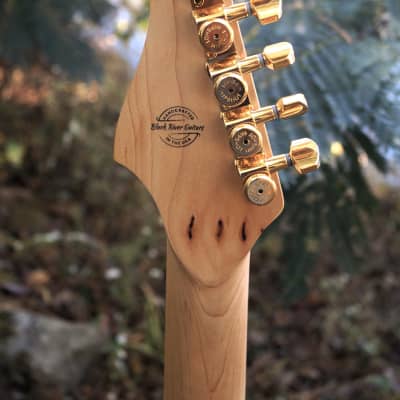 Black River Guitars - Custom HH Stratocaster 2023 - Ambrosia Curly Maple & Cherry image 4
