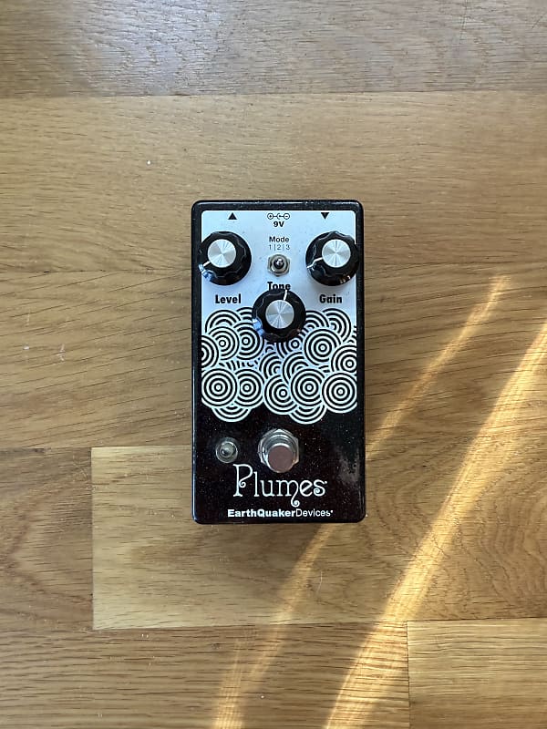 EarthQuaker Devices Plumes Small Signal Shredder