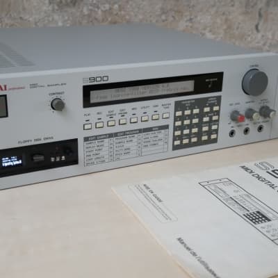 Akai • S900 MIDI Digital Sampler (1986) /// SERVICED + UPGRADED