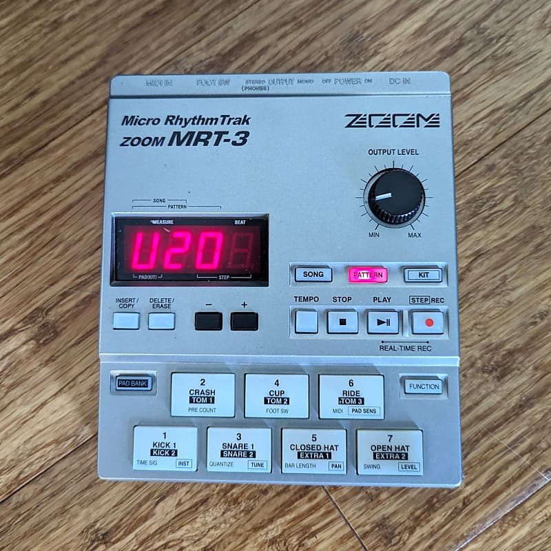Zoom MRT3 Micro RhythmTrak Drum Machine Reverb