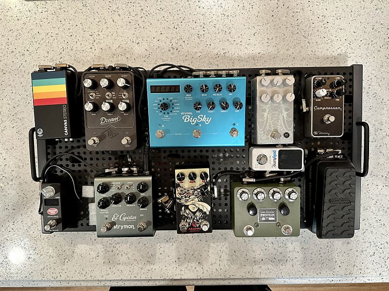 Temple Audio Duo 24 - Full Pedalboard with Road Case 2023 (Strymon - UA  Dream - Walrus - Browne - Keeley - Dunlop)