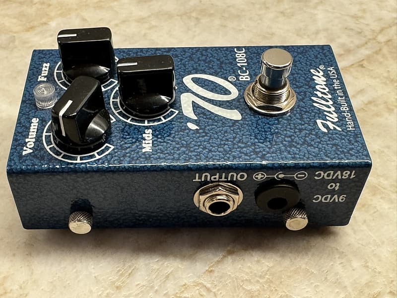 Fulltone '70 fuzz  bc108 極上コンディション Fulltone '70 BC-108C Fuzz Pedal | Sweetwater