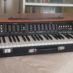 Logan Piano strings synthesizer from the 70s decade Reverb France