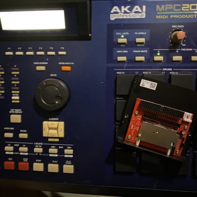 Akai MPC2000XL MCD MIDI Production Center image 10