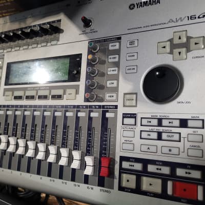 YAMAHA AW2816 マルチトラックレコーダー YAMAHA AW2816 マルチトラックレコーダー デジタルミキサー 音