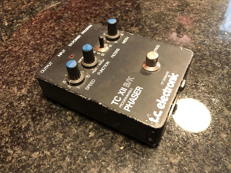 ベース tc electronic TC XII B/K PHASER mqdefault.jpg