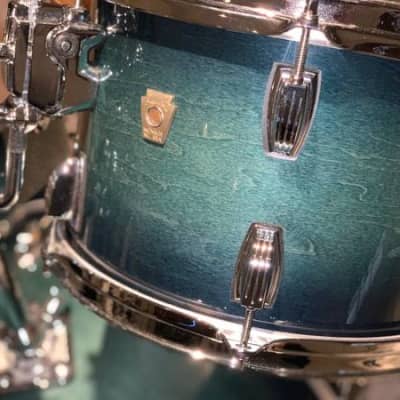 Ludwig-  Classic Maple  2018 Aqua Burst Complete Kit w/ snare image 5
