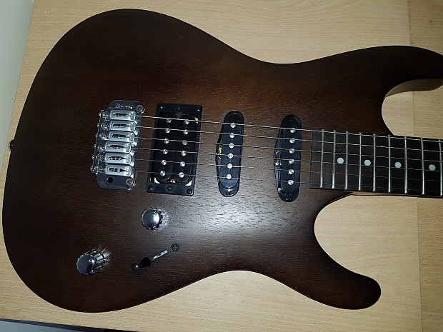 Ibanez shop sa 60