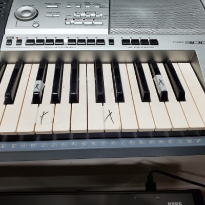 Yamaha PSR-3000 ジャンク KEYBOARD, Yamaha PSR 3000. Collectables - Musical