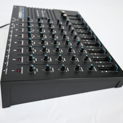 Boss BX-80 8-Channel Stereo Mixer | Reverb Canada