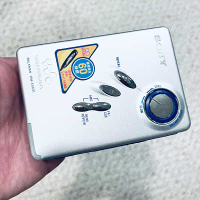 Sony EX631 Walkman Cassette Player, Near Mint Silver, Working ! image 13