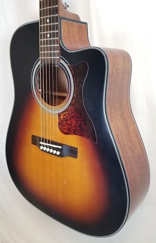 Epiphone Masterbilt DR-400 MCE Acoustic / Electric Guitar, All Solid Spruce  / Mahogany Body, Cutaway, Vintage Sunburst