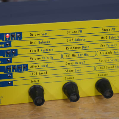 Waldorf Micro Q Rackmount Synthesizer 1999 - 2011 - Yellow image 5