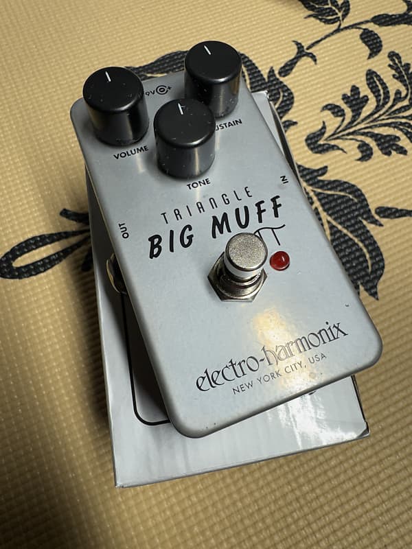 Electro-Harmonix Triangle Big Muff Pi