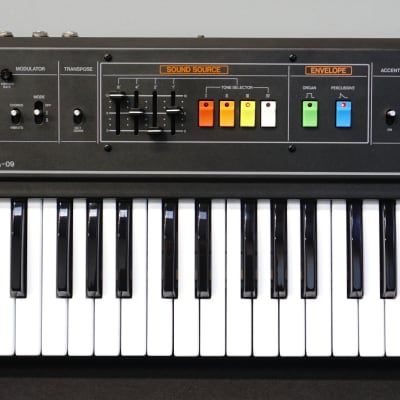 Roland Saturn 09 SA-09 80's Vintage Polyphonic Organ Synthesiser - 100V