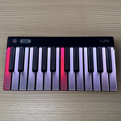 Roli LUMI Keys MIDIキーボード Snapcase付き ROLI LUMI Keys Studio Edition Review: A great modular midi