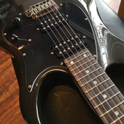 Carparelli Infiniti SI Eletric Guitar - Black *Showroom Condition image 9