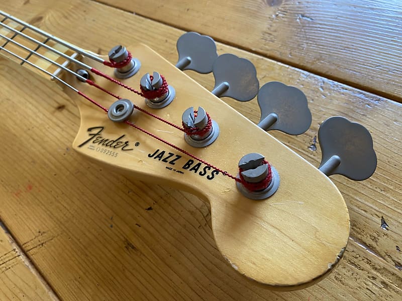 Fender Japan ジャズベース Oシリアル-