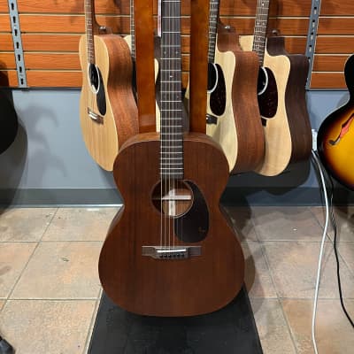 MARTIN guitar 15 series 000-15M w/hardcase for sale