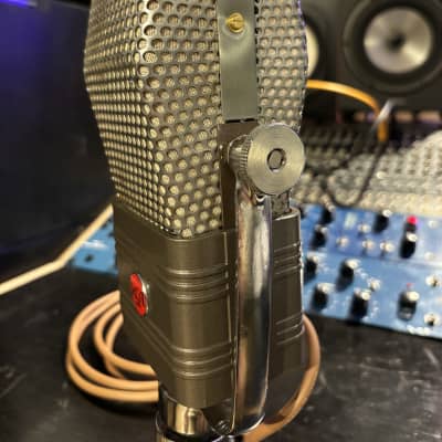 DEAD MINT RCA 44-BX Ribbon Microphone 1950’s UK Alnico - All Original! image 3