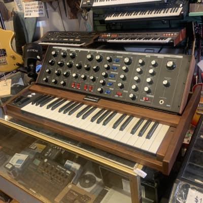 Moog Minimoog Voyager Old School 44-Key Monophonic Synthesizer 2008 - 2009 - Ash Cabinet