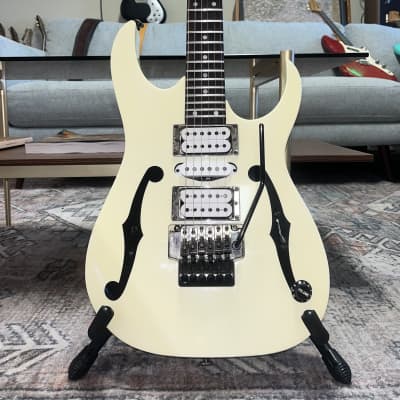 MIJ Ibanez PGM30-WH Paul Gilbert Signature with Lo TRS II Tremolo White for sale