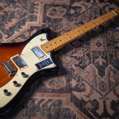 Fender Player Plus Meteora HH - 3-Color Sunburst w/Deluxe Gig Bag - Floor Demo image 17