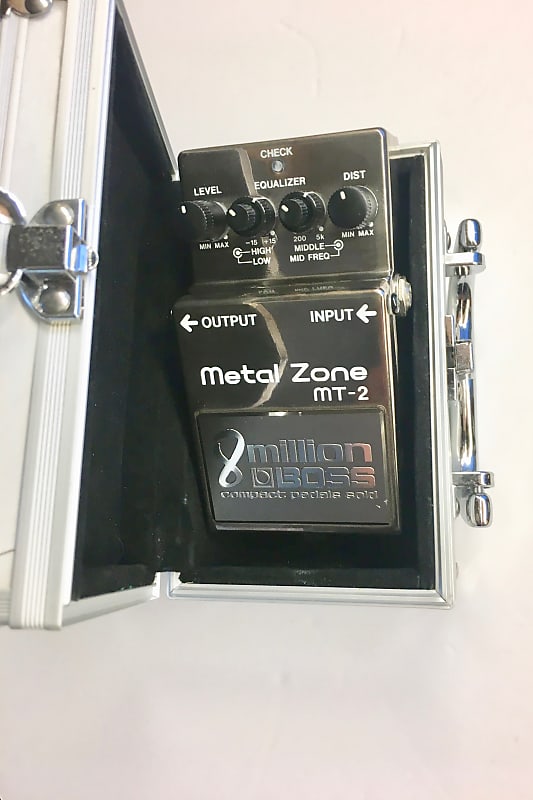 BOSS MT-2 Metal Zone Commemorative Pedal – Extremely Rare | Reverb