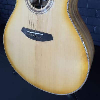 Breedlove Discovery Series Artista Concerto Natural Shadow CE - European Spruce/ Myrtlewood image 5